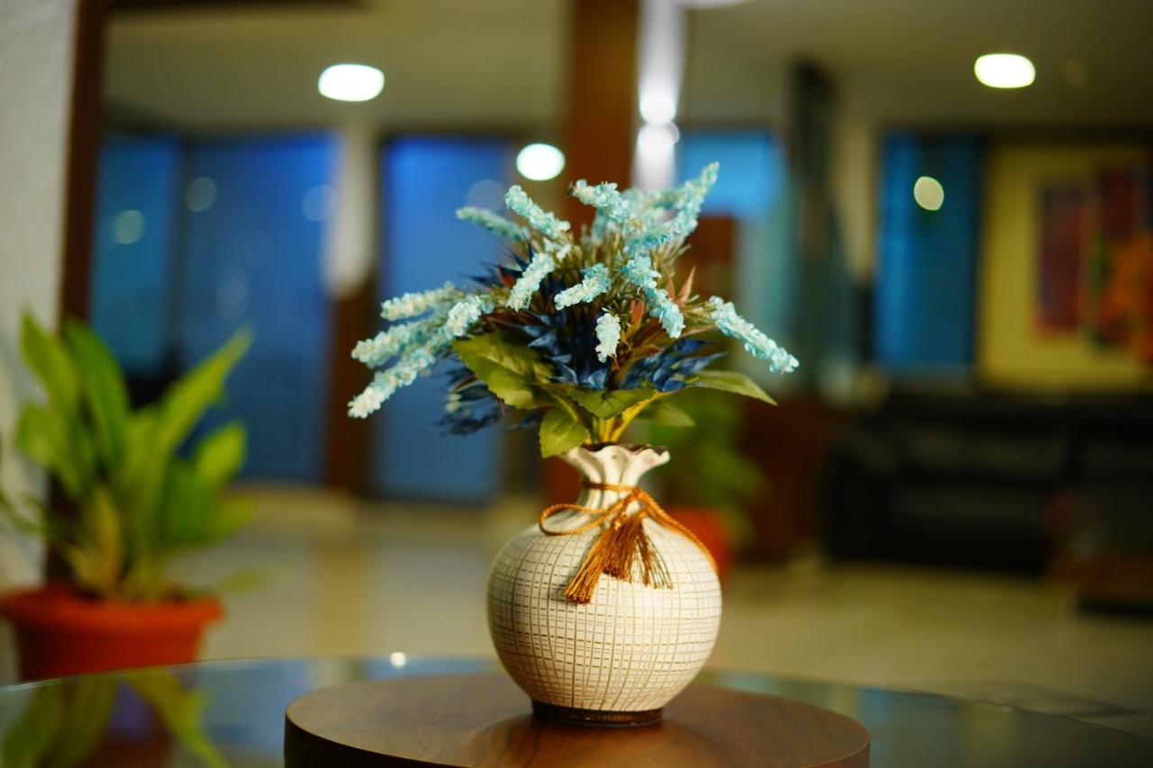 Midtown Suites Marathahalli Bangalore Esterno foto