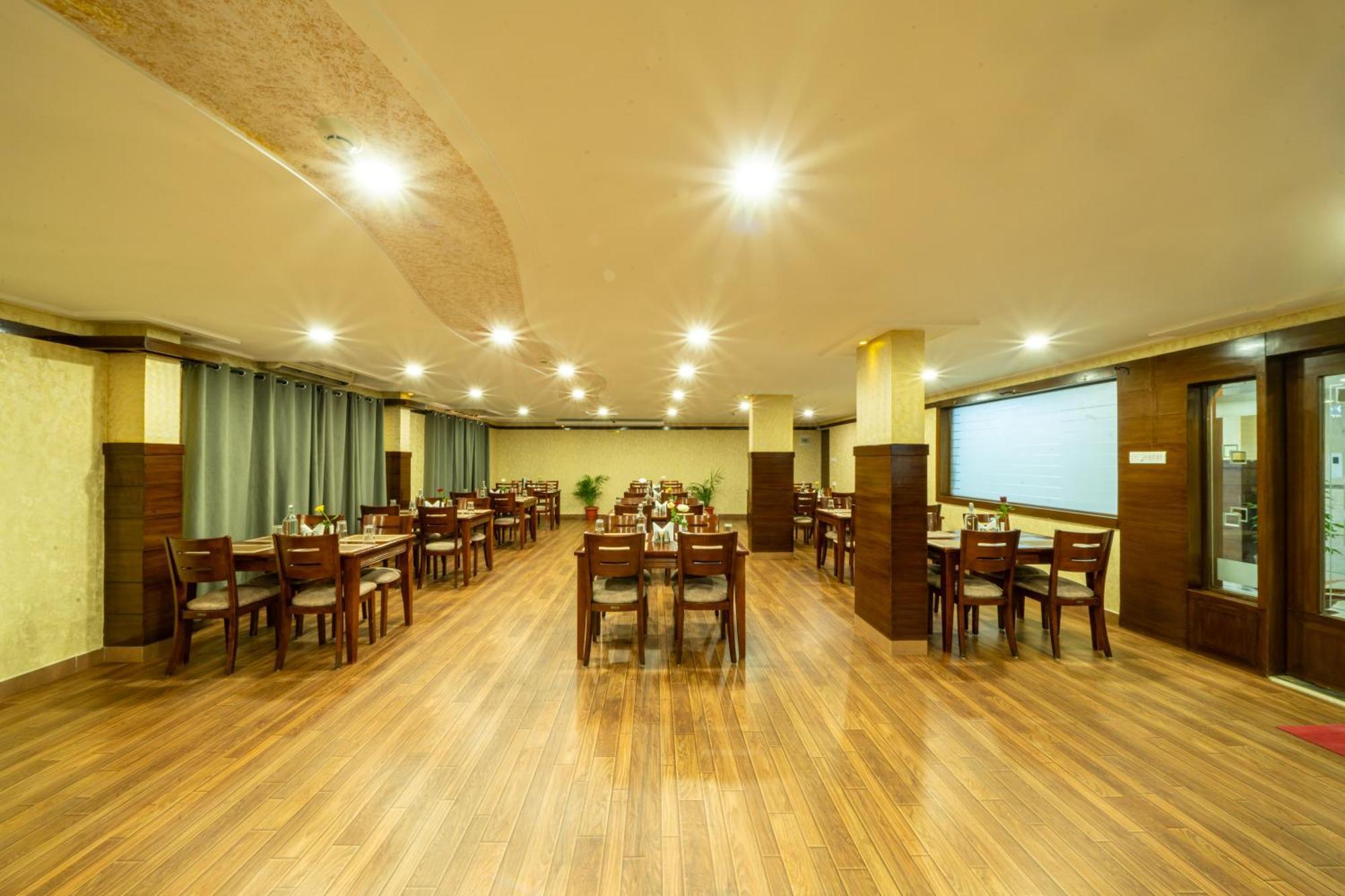 Midtown Suites Marathahalli Bangalore Esterno foto