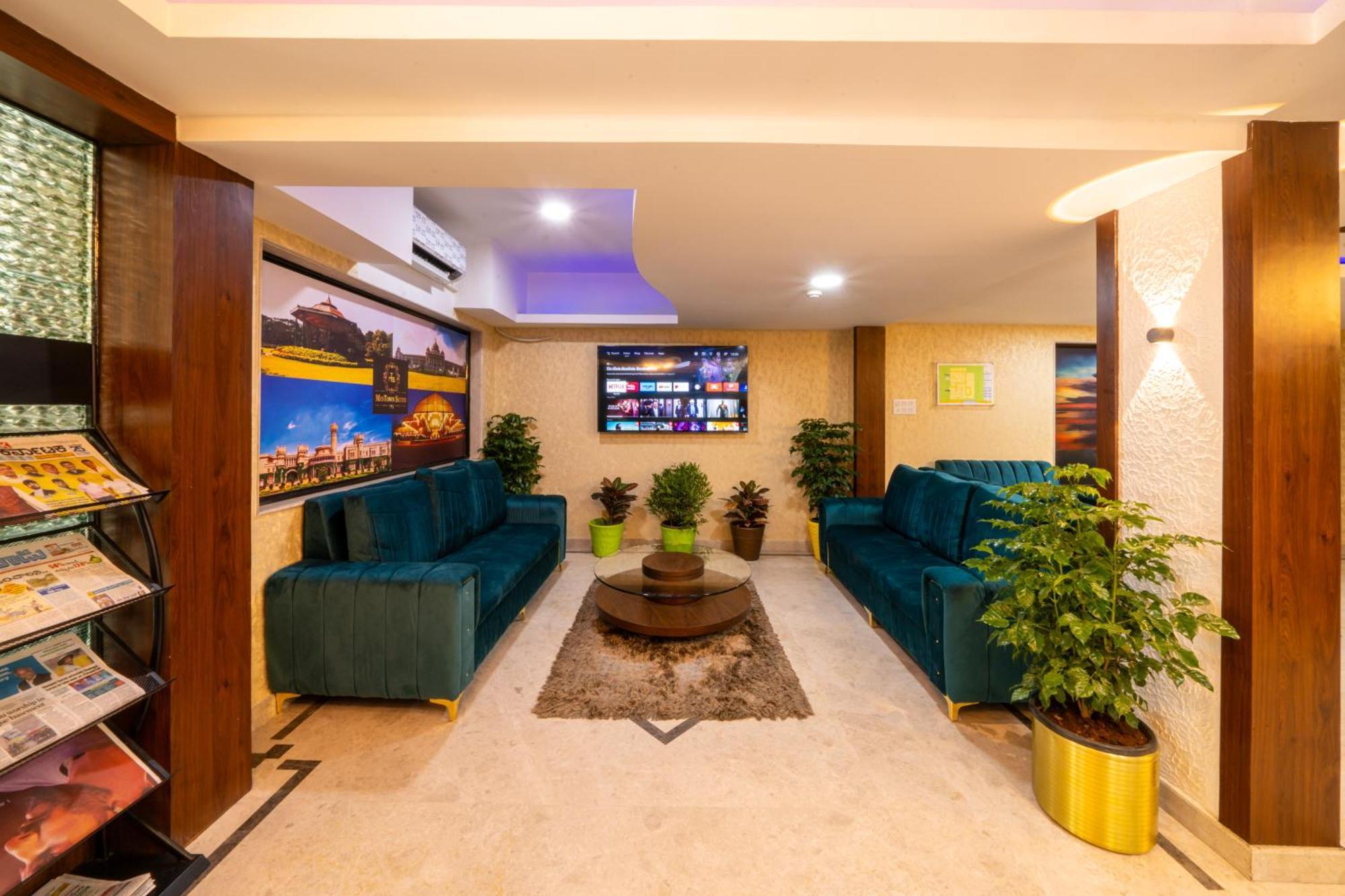 Midtown Suites Marathahalli Bangalore Esterno foto