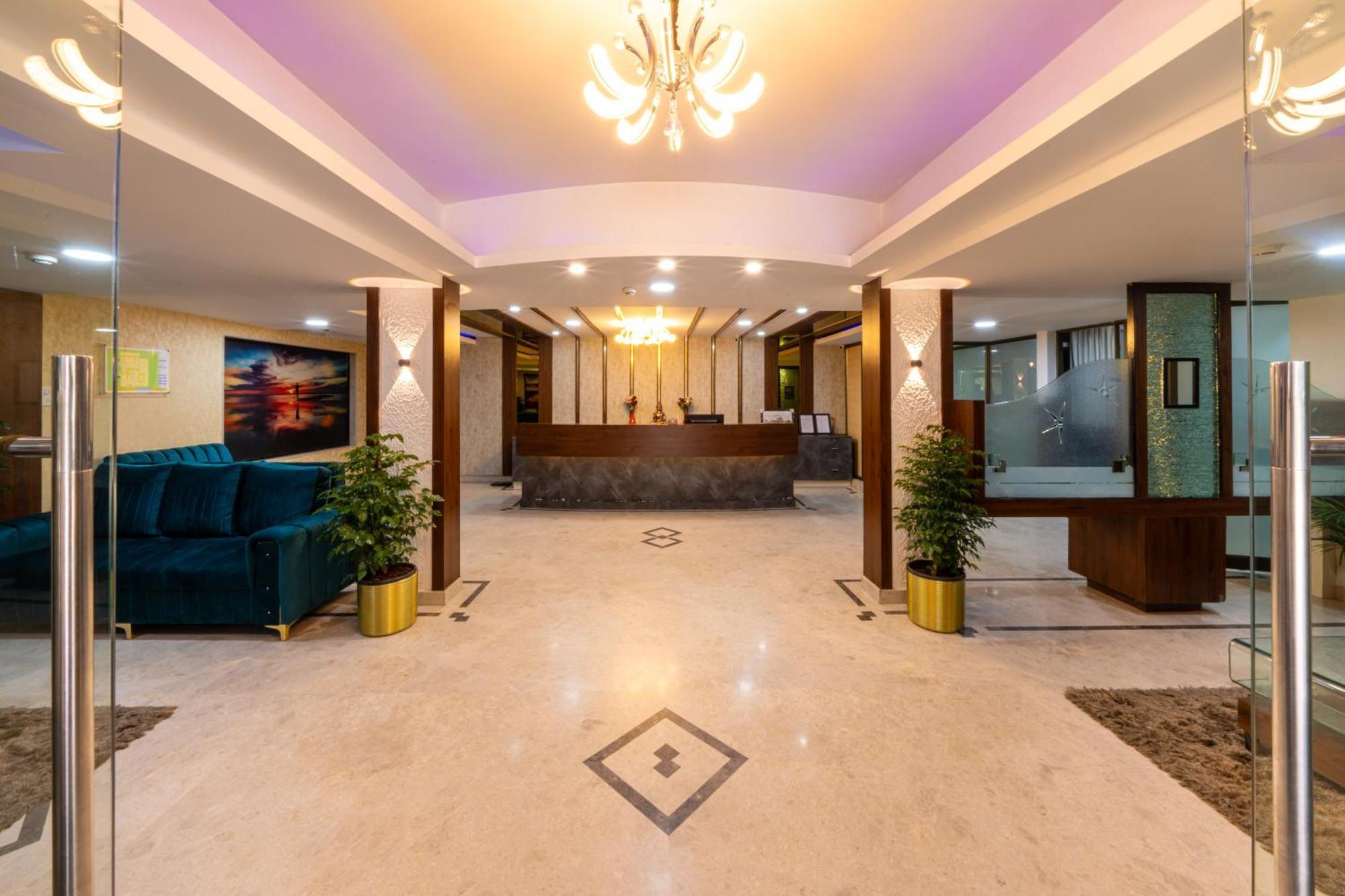 Midtown Suites Marathahalli Bangalore Esterno foto